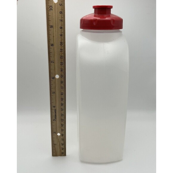Rubbermaid 2 Qt Servin Saver Drink Beverage Bottle Pitcher Bottle Red Maroon Lid - Picture 2 of 5